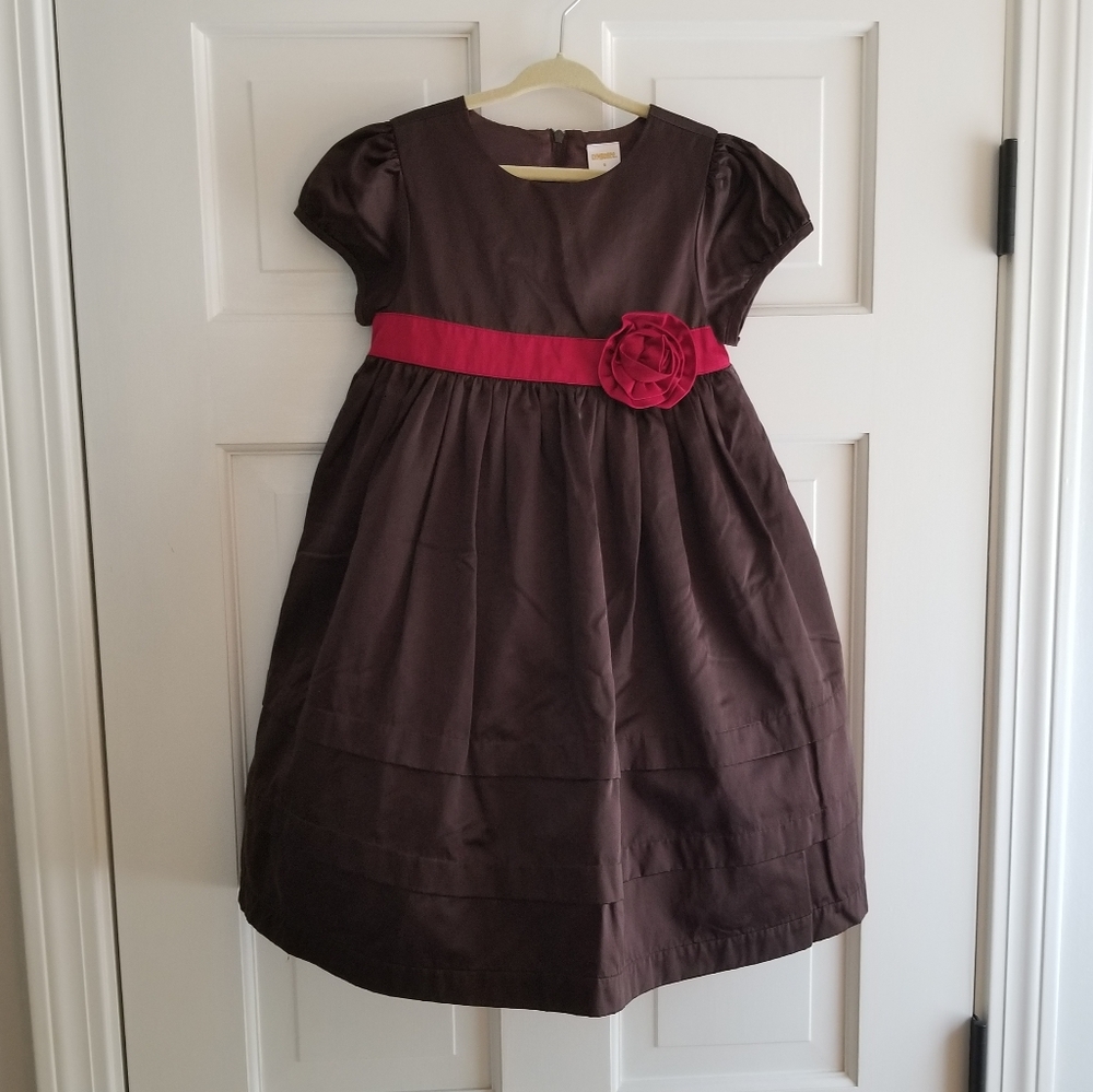 Gymboree brown with red flower size 6